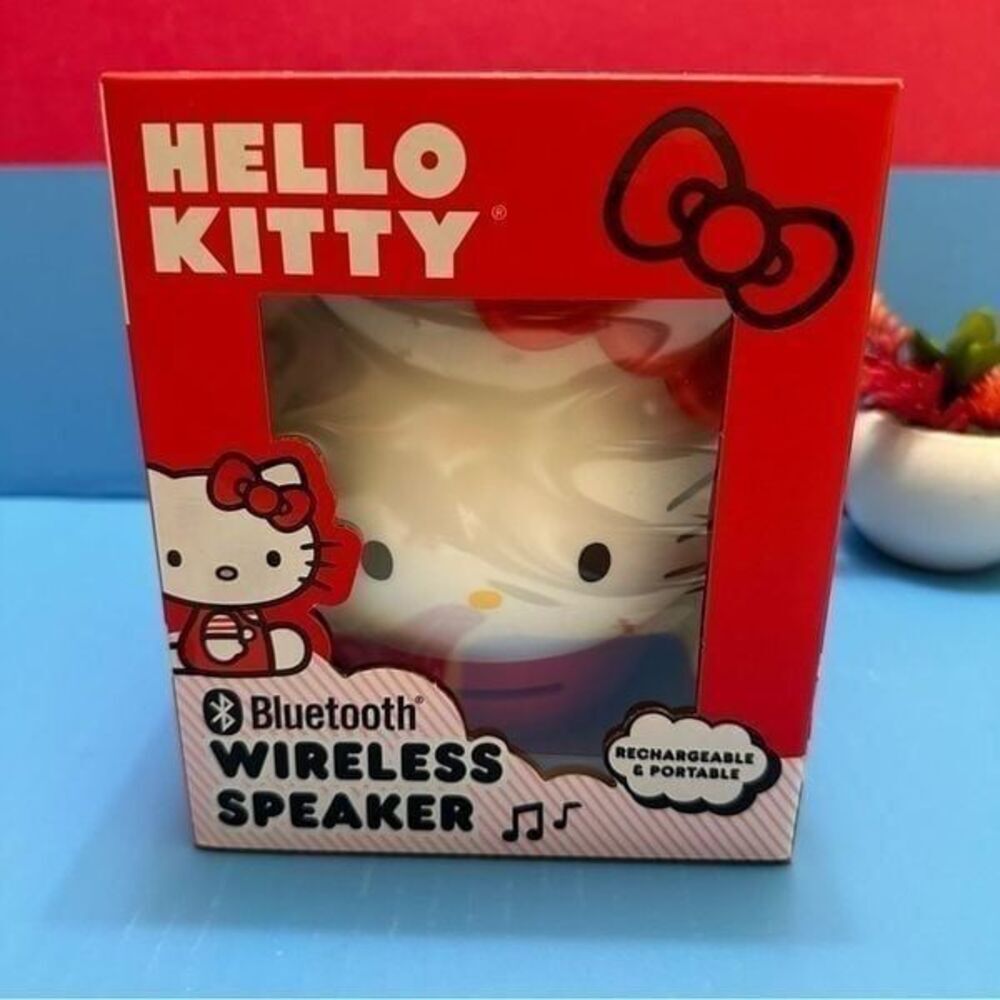 Hello Kitty Bluetooth Wireless speaker